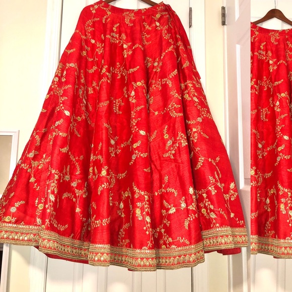 Red Sabyasachi Bridal Lehenga - Picture 3 of 6